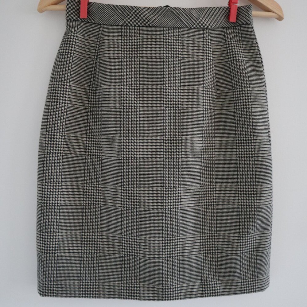 H&M houndstooth plaid pencil skirt, size 02 - Dark academia preppy vintage 90s